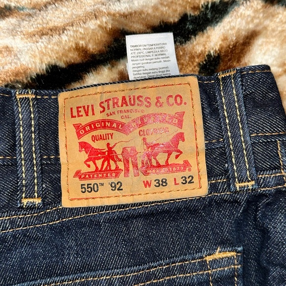 Levi pants W 38 L32 - Picture 3 of 3